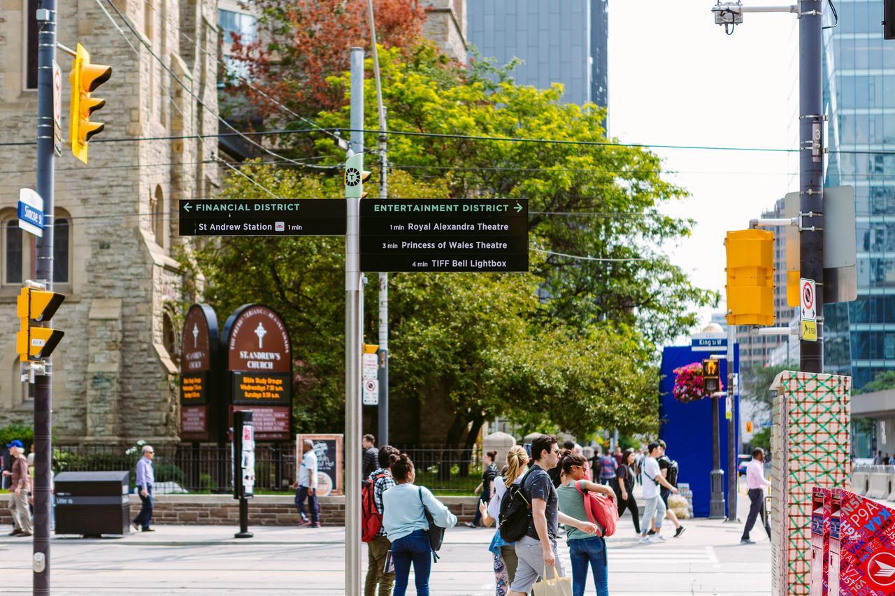 Cityscape Condo In Fort York Торонто Экстерьер фото